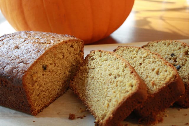 Pumpkin-Bread-thanksgiving-recipe-pumpkinbread-1
